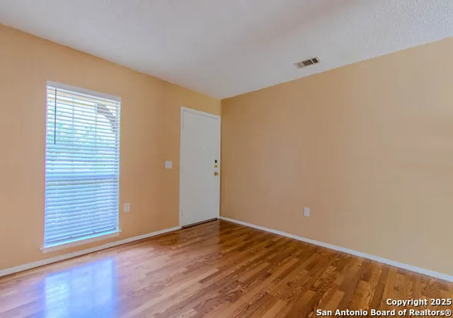 Photo 3 of Single family home for sale at 123 Meadow Lark, Converse, TX 78109 | MLS# 1878644 | Listing updated on 2026-01-18