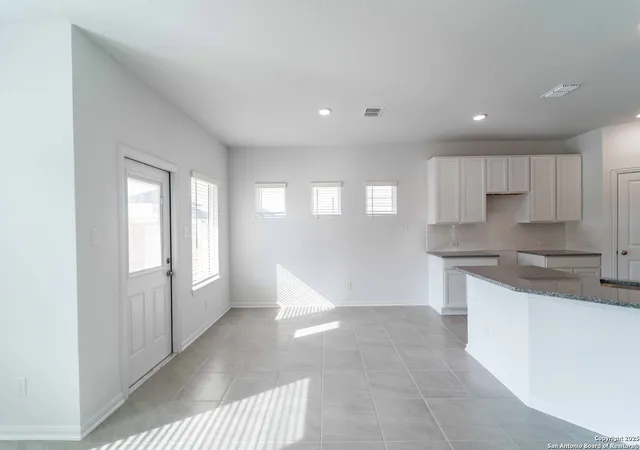 Photo 4 of Sale Pending at 8425 Sharpies Cyn, San Antonio, TX 78222 | MLS# 1878682 | Listing updated on 2025-12-23