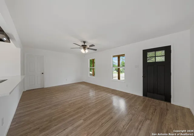 4th image of 102 Westknoll, San Antonio, TX 78227 | MLS# 1878686