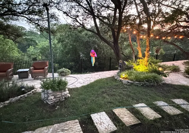 5th image of 354 Red Bluff, Pipe Creek, TX 78063 | MLS# 1878723
