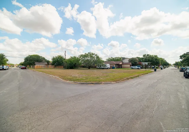 Photo 3 of Land for sale at 303 Lebanon, San Antonio, TX 78223 | MLS# 1878744 | Listing updated on 2026-02-05