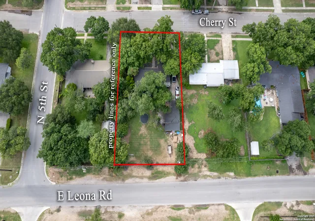 34th image of 840 Cherry, Uvalde, TX 78801 | MLS# 1878767