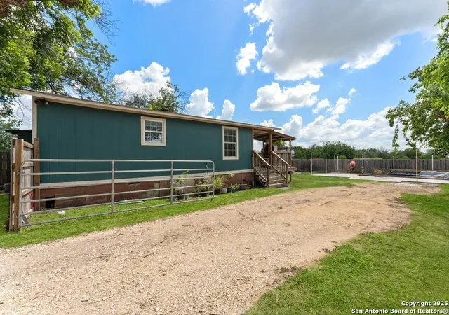 Photo 1 of Single family home for sale at 235 Overlook Rd, San Antonio, TX 78233 | MLS# 1878872 | Listing updated on 2026-03-18