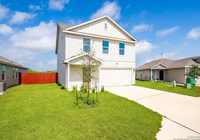Photo 3 of Single family home for sale at 219 Presidio Pl, San Antonio, TX 78220 | MLS# 1878886 | Listing updated on 2025-12-13