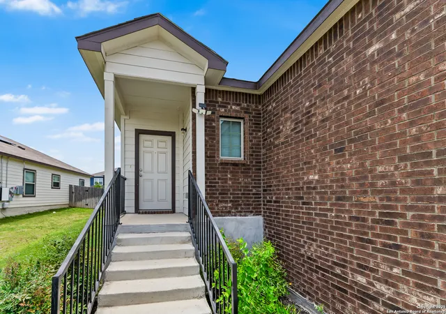Homes for sale in San Antonio, TX | 312 Bobwhite, San Antonio, TX 78253 | MLS# 1878922