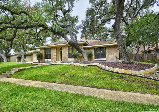 Photo 2 of Sale Pending at 13423 Vista Bonita, San Antonio, TX 78216 | MLS# 1879085 | Listing updated on 2025-12-04