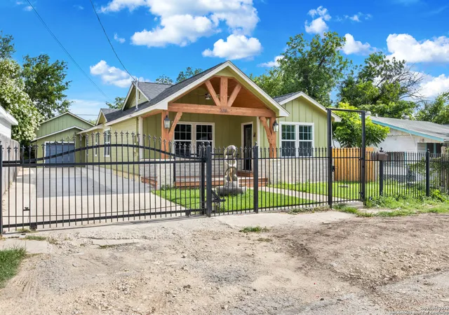 1st image of 3318 W Travis, San Antonio, TX 78207 | MLS# 1879137