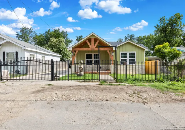37th image of 3318 W Travis, San Antonio, TX 78207 | MLS# 1879137