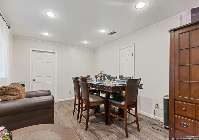Photo 4 of Sale Pending at 10811 Briarway, San Antonio, TX 78217 | MLS# 1879150 | Listing updated on 2026-02-13