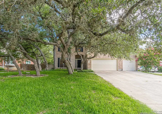 Photo 1 of Sale Pending at 1319 Arrow Hl, San Antonio, TX 78258 | MLS# 1879160 | Listing updated on 2025-08-20