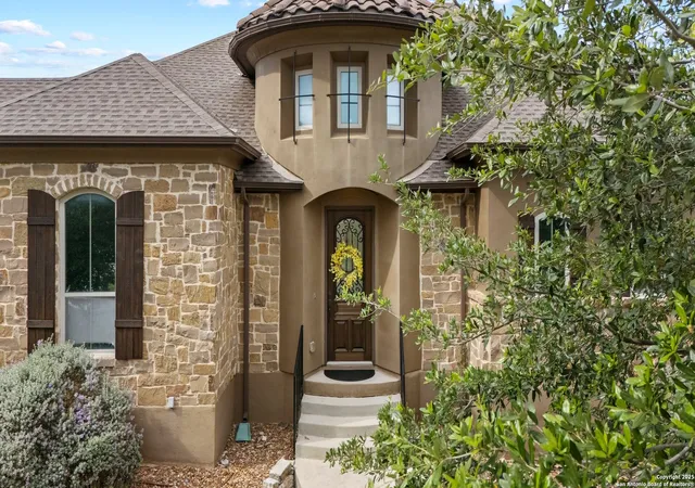 Photo 2 of Sale Pending at 3343 Yukon Straight, San Antonio, TX 78261 | MLS# 1879163 | Listing updated on 2025-10-02