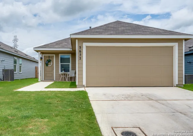 Photo 1 of Single family home for sale at 5652 Geronimo, Seguin, TX 78155 | MLS# 1879178 | Listing updated on 2025-07-07