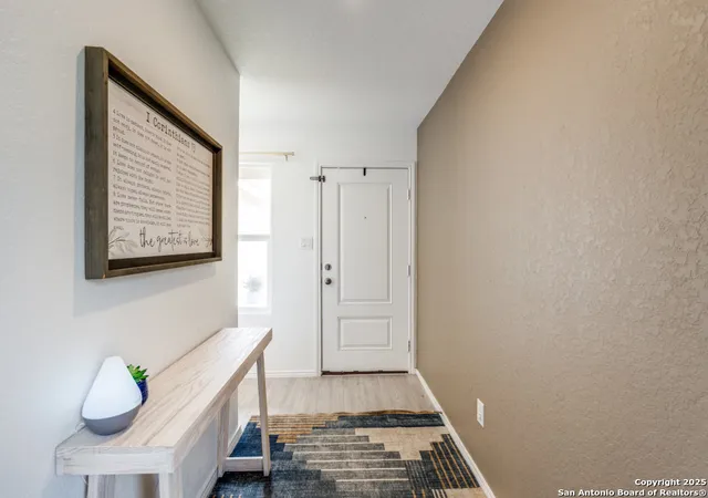 Photo 4 of Single family home for sale at 5652 Geronimo, Seguin, TX 78155 | MLS# 1879178 | Listing updated on 2025-07-07