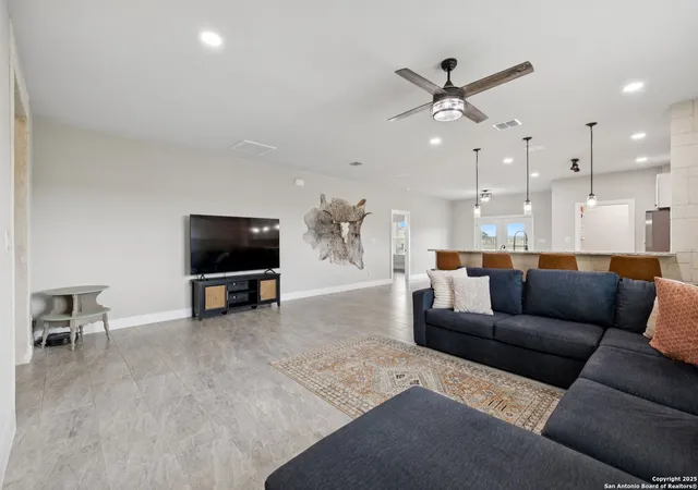 5th image of 510 Lazy Oak, La Vernia, TX 78121 | MLS# 1879188