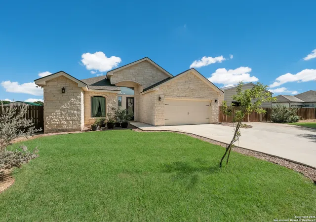 28th image of 132 West Short Meadow Dr, Lytle, TX 78052 | MLS# 1879193