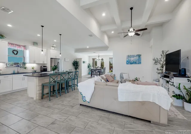 5th image of 132 West Short Meadow Dr, Lytle, TX 78052 | MLS# 1879193