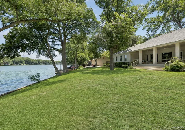 Photo 3 of Sale Pending at 1113 E Zipp, New Braunfels, TX 78130 | MLS# 1879362 | Listing updated on 2025-10-08