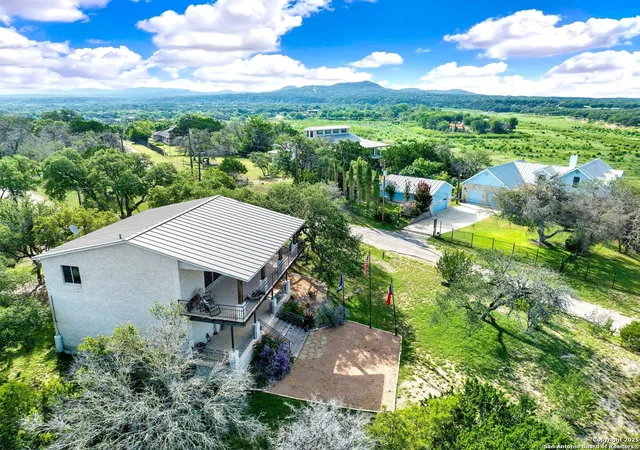 2nd image of 518 Park, Bandera, TX 78003 | MLS# 1879408