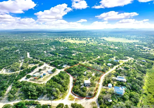 1st image of 518 Park, Bandera, TX 78003 | MLS# 1879408
