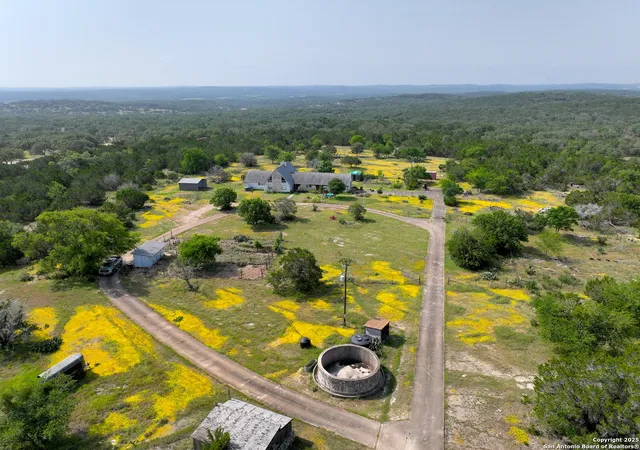 4th image of 12055 Rebecca Creek, Spring Branch, TX 78070 | MLS# 1879413