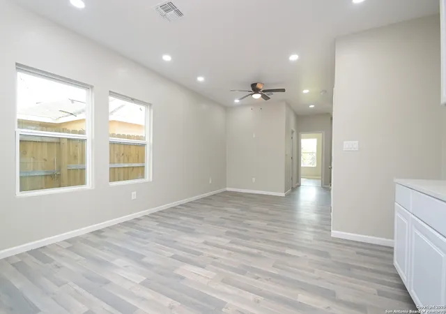 Photo 3 of Single family home for sale at 165 N San Felipe, San Antonio, TX 78237 | MLS# 1879454 | Listing updated on 2025-11-02