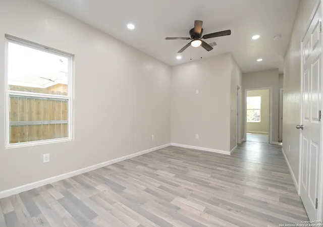 Photo 4 of Single family home for sale at 165 N San Felipe, San Antonio, TX 78237 | MLS# 1879454 | Listing updated on 2025-11-02