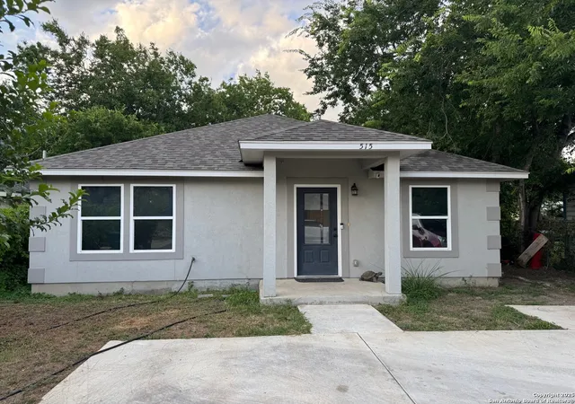 Photo 1 of Single family home for sale at 515 Chipinque, San Antonio, TX 78237 | MLS# 1879541 | Listing updated on 2025-12-22