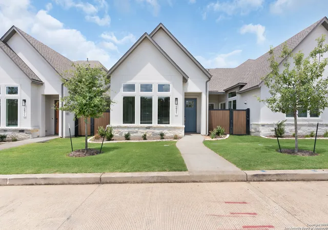 Photo 1 of Single family home for sale at 10031 University Way #8, San Antonio, TX 78224 | MLS# 1879548 | Listing updated on 2026-07-20