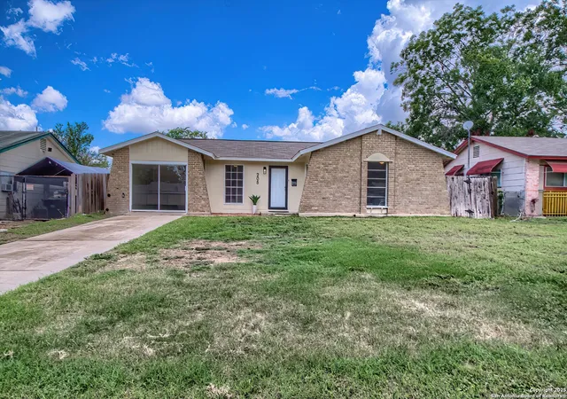 Photo 1 of Single family home for sale at 205 Nell Deane Blvd, Schertz, TX 78154 | MLS# 1879589 | Listing updated on 2025-07-08