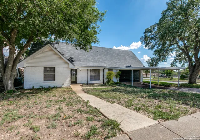 Photo 1 of Single family home for sale at 810 Cobble, San Antonio, TX 78216 | MLS# 1879690 | Listing updated on 2025-10-31
