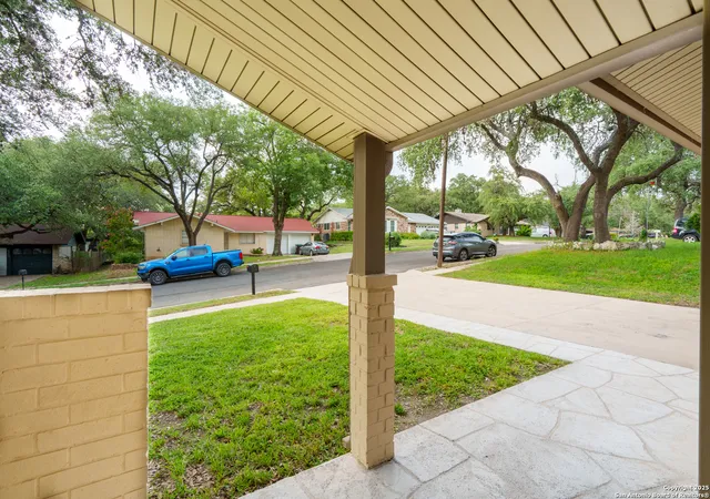 Photo 3 of Sale Pending at 6907 Forest Grv, San Antonio, TX 78240 | MLS# 1879694 | Listing updated on 2025-10-17