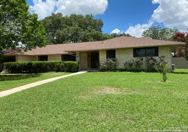Photo 2 of Sale Pending at 749 Windrock, Windcrest, TX 78239 | MLS# 1879745 | Listing updated on 2026-02-26