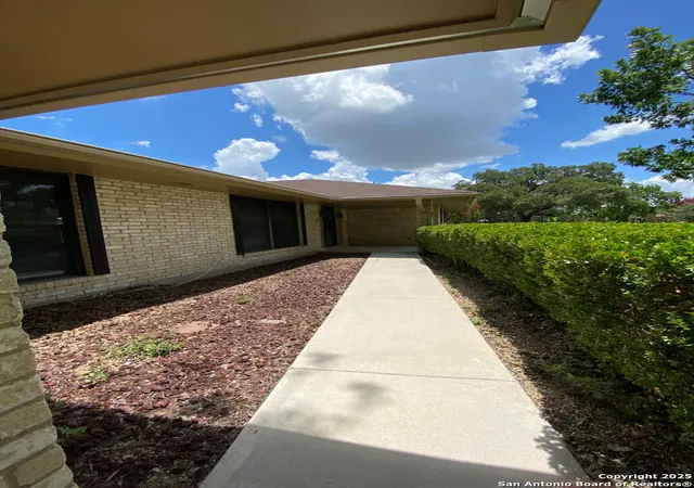 Photo 3 of Sale Pending at 749 Windrock, Windcrest, TX 78239 | MLS# 1879745 | Listing updated on 2026-02-26