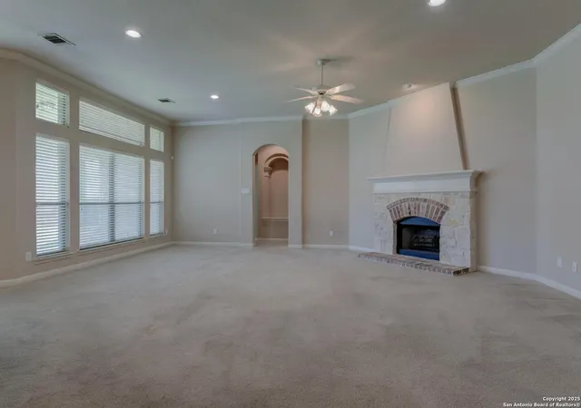 Photo 3 of Sale Pending at 7 Cascade Glen, San Antonio, TX 78232 | MLS# 1879811 | Listing updated on 2025-10-27