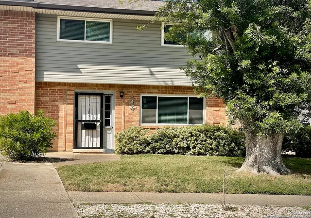 Photo 1 of Condo for sale at 105 Silver Sands #105, San Antonio, TX 78216 | MLS# 1879828 | Listing updated on 2026-01-13