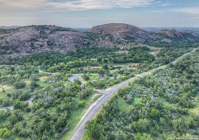 23rd image of 176 Mallard Street, Fredericksburg, TX 78624 | MLS# 1879850