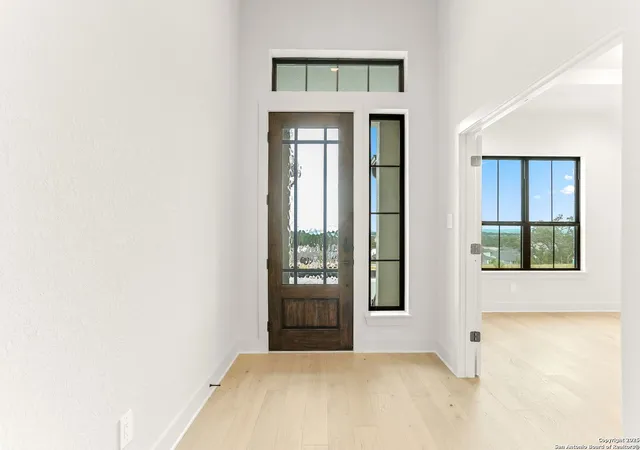 Photo 4 of Sale Pending at 326 Dulce Vista, San Antonio, TX 78228 | MLS# 1879868 | Listing updated on 2025-11-14