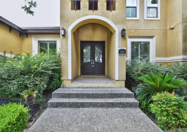 Photo 2 of Sale Pending at 403 Rio Springs, San Antonio, TX 78258 | MLS# 1879886 | Listing updated on 2025-07-30