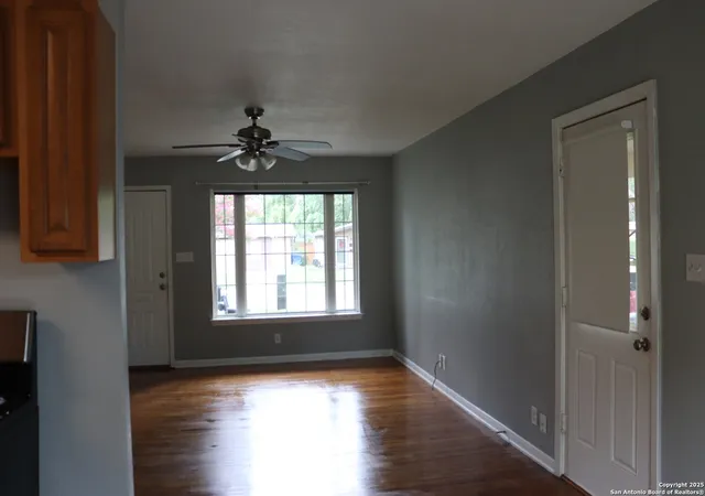 Photo 2 of Single family home for sale at 231 Schmeltzer Lane, San Antonio, TX 78213 | MLS# 1879934 | Listing updated on 2025-07-16