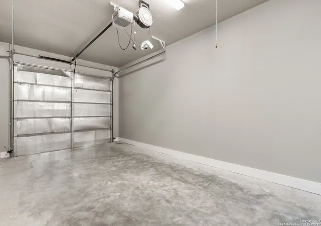 2nd image of 152 Navarro, Seguin, TX 78155