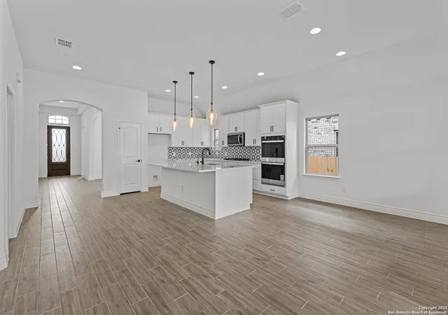 4th image of 2159 Oak Run Parkway, New Braunfels, TX 78132 | MLS# 1879998