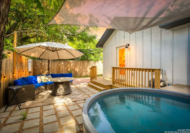 Photo 1 of Sale Pending at 139 Valdez, San Antonio, TX 78212 | MLS# 1880021 | Listing updated on 2026-01-30