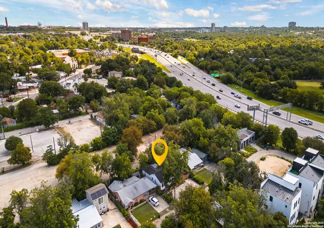Photo 3 of Sale Pending at 139 Valdez, San Antonio, TX 78212 | MLS# 1880021 | Listing updated on 2026-01-30