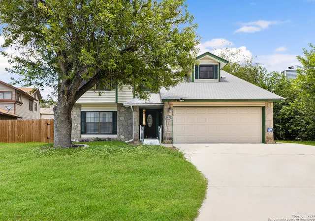 Photo 1 of Single family home for sale at 1623 De Valle, San Antonio, TX 78251 | MLS# 1880098 | Listing updated on 2025-11-10