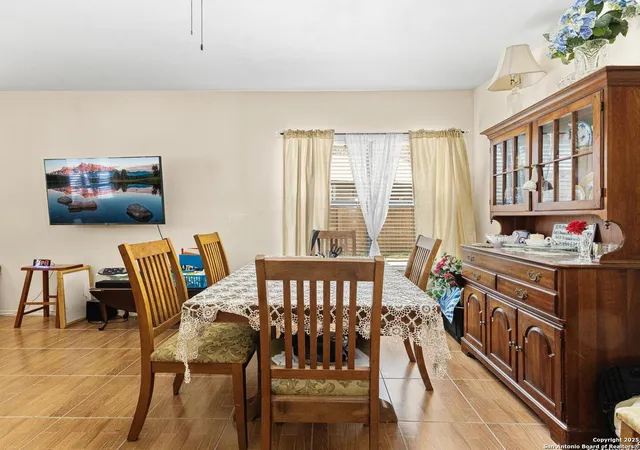 Photo 4 of Single family home for sale at 1623 De Valle, San Antonio, TX 78251 | MLS# 1880098 | Listing updated on 2025-11-10