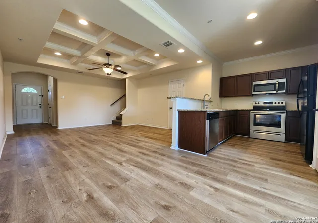 Photo 2 of House for sale at 14111 Veneto Dr, San Antonio, TX 78233 | MLS# 1880139 | Listing updated on 2025-07-11
