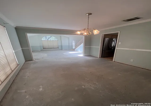 Photo 4 of Sale Pending at 8927 Shady Leaf, San Antonio, TX 78254 | MLS# 1880143 | Listing updated on 2025-10-16