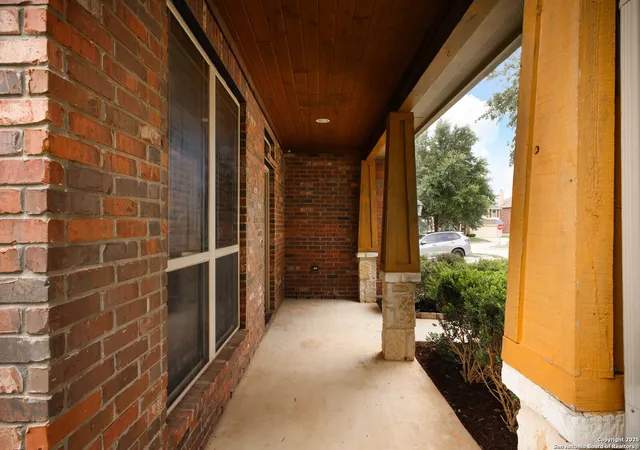 Photo 3 of Sale Pending at 24510 Bliss Cyn Ct, San Antonio, TX 78260 | MLS# 1880144 | Listing updated on 2025-10-28