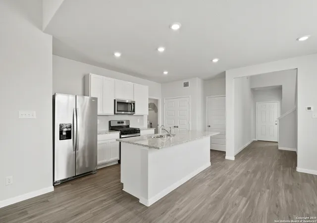 Photo 2 of Sale Pending at 141 Duck Trl, San Antonio, TX 78245 | MLS# 1880181 | Listing updated on 2026-01-13