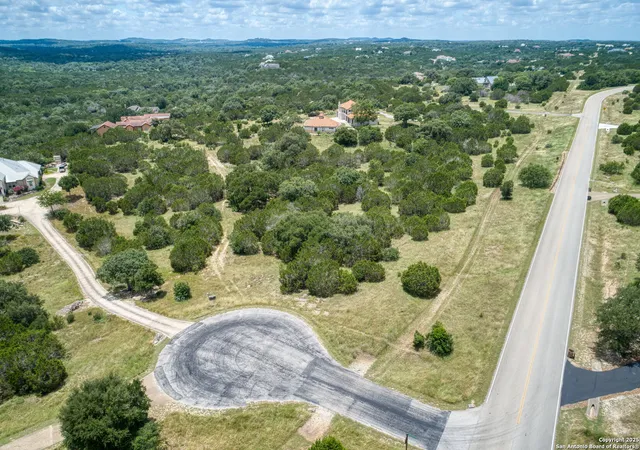 4th image of 102 Crested Butte, Boerne, TX 78006 | MLS# 1880428